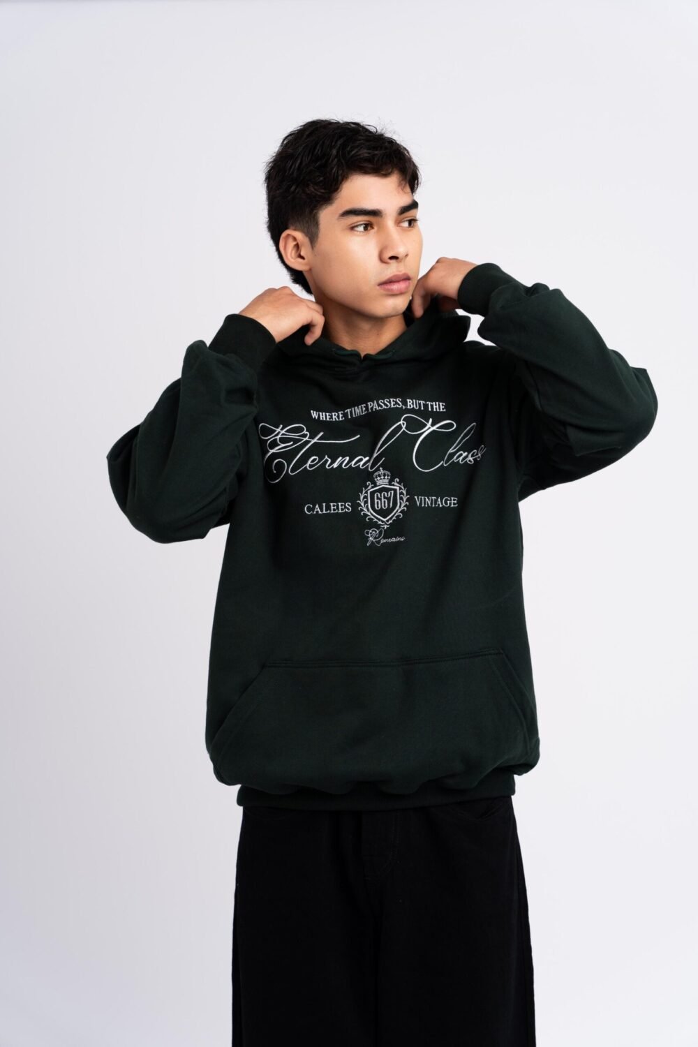 POLERA OVERSIZE BORDADA - Imagen 3
